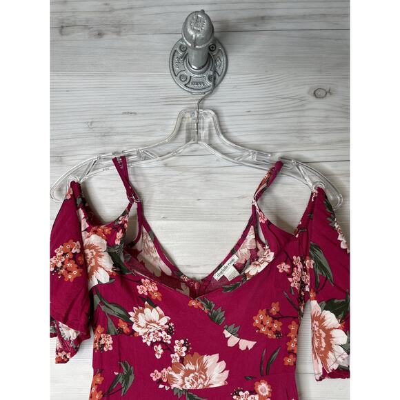 Charlotte Russe Dress Womens Medium Burgundy Floral Cold Shoulder Mini Rayon - Picture 2 of 9